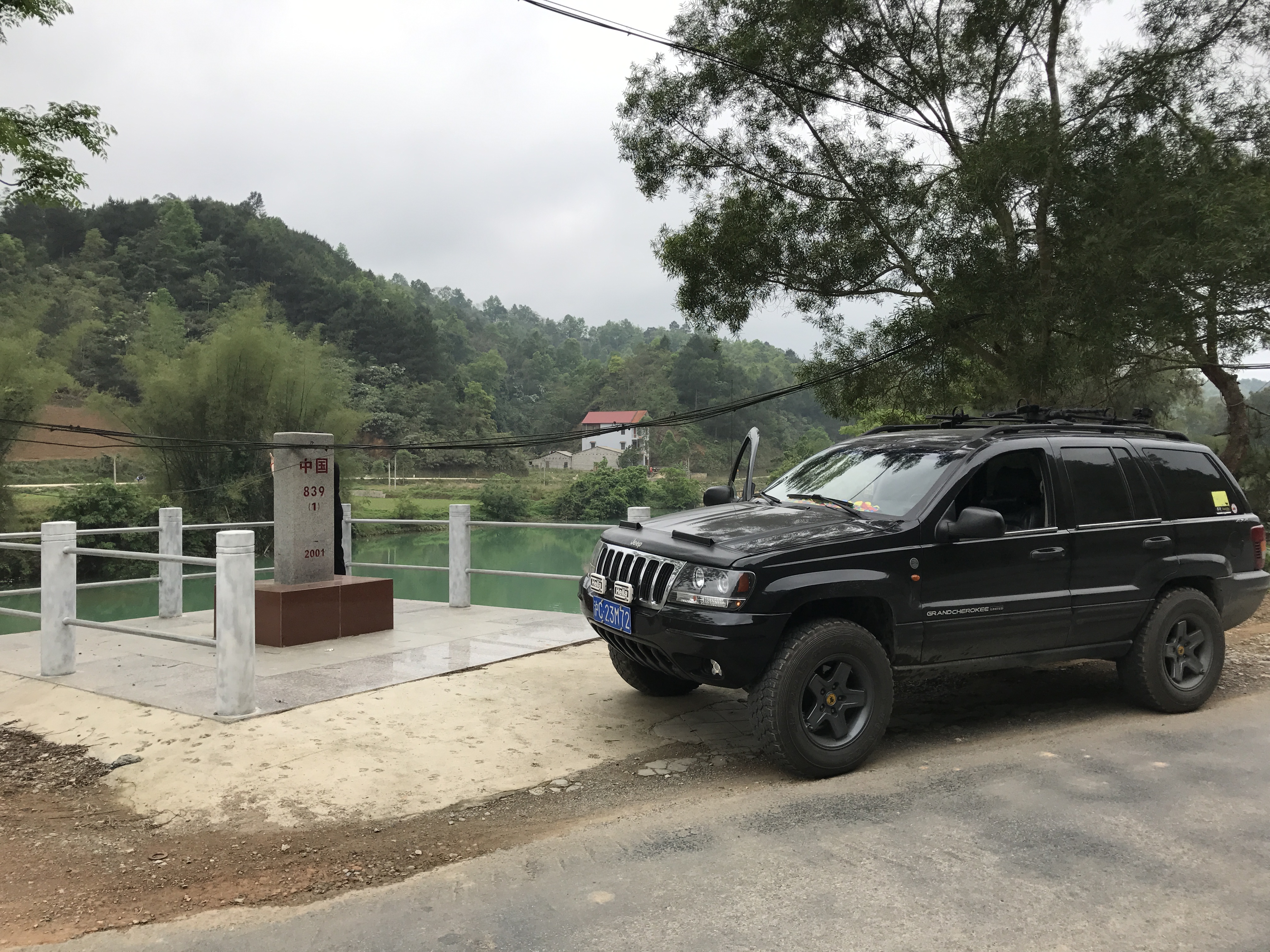 在国内生不逢时的第二代大切诺基WJ，还记得他么？他陪我走遍天涯