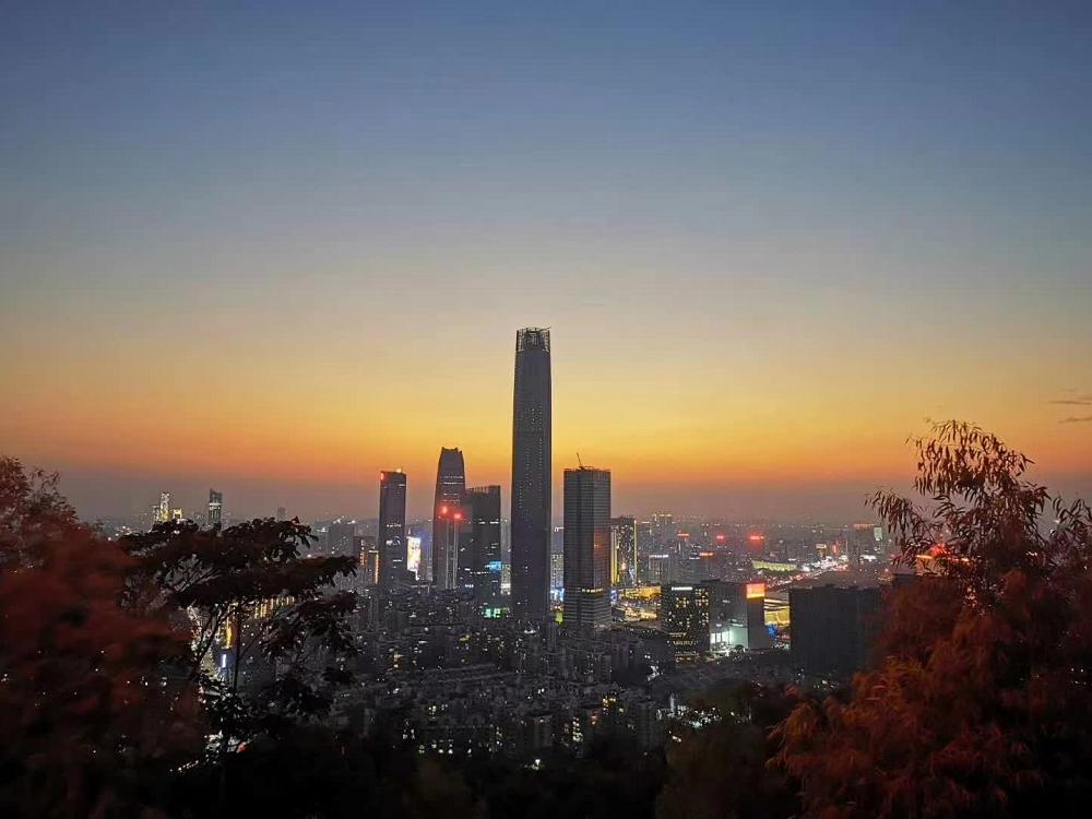 据说，近来很多东莞人涌过来石湾新城区，是为了...