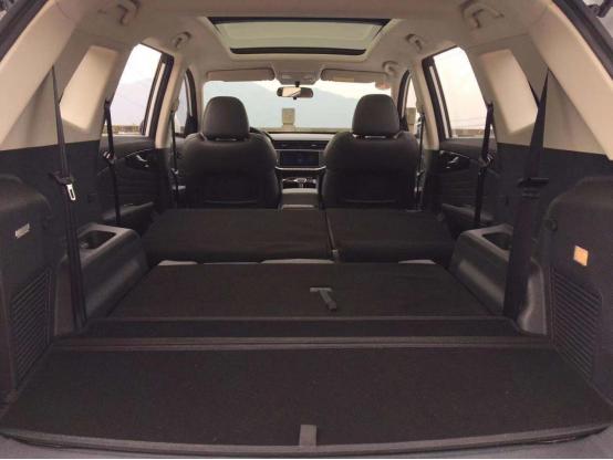 潍柴u70七座高配版落地价,潍柴u70大七座suv车身尺寸