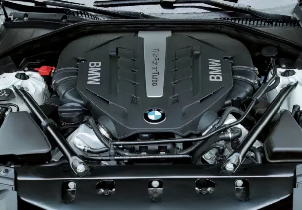 宝马油耗从9个突然升到15个,宝马新车油耗变高的原因