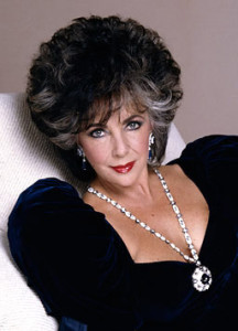 伊丽莎白泰勒珠宝片段,伊丽莎白泰勒和她收藏的300件珠宝