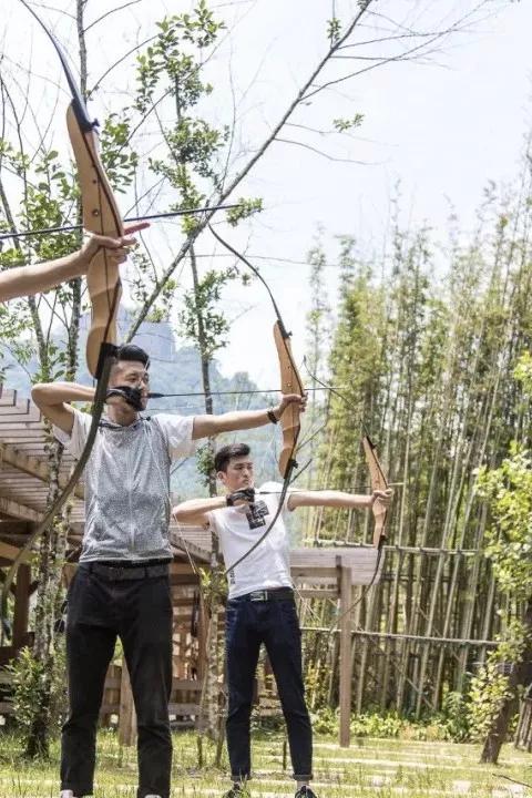 山顶云海自驾游,云海日出露营自驾游攻略