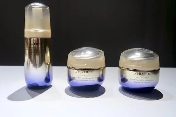 资生堂新版第三代红腰子精华100ml,资生堂小红瓶和红腰子哪个好