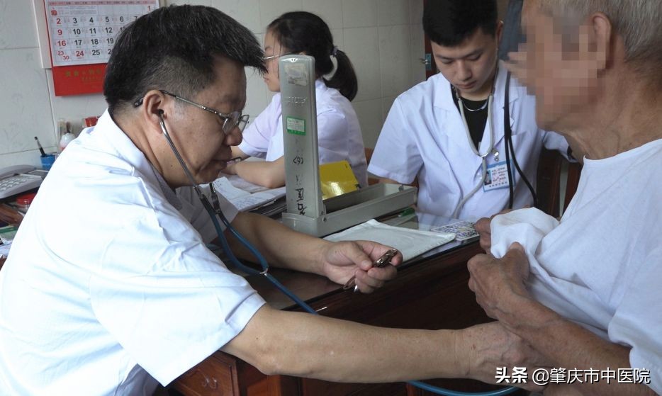 悬壶济世的医生完整视频,名中医悬壶济世