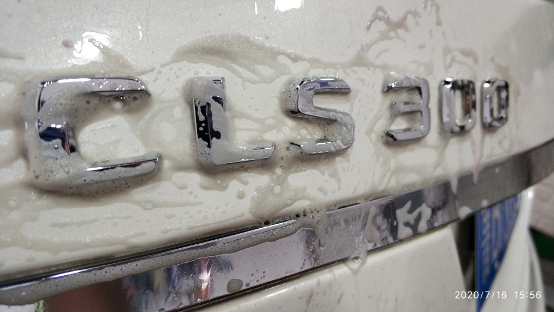 白车上面的小黄点需要处理吗,车上都是黄点点如何处理