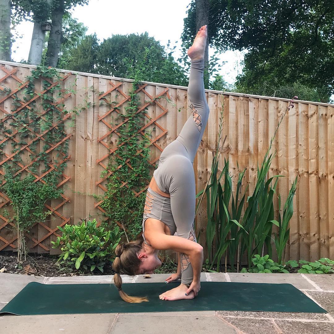 泫雅很漂亮吗,泫雅好身材舞蹈