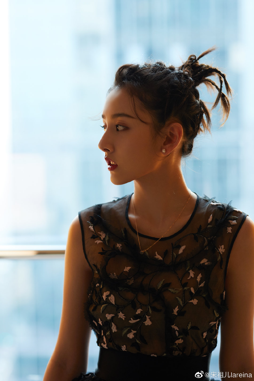 宋祖儿gucci大秀内场,宋祖儿欧洲宫廷造型