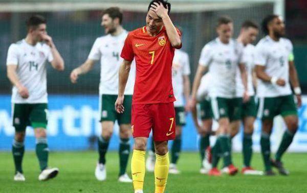 无球跑动很难吗,足球无球跑动的重要性