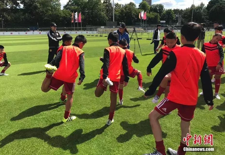 中国足球要从儿童抓起,中国足球必须从娃娃做起