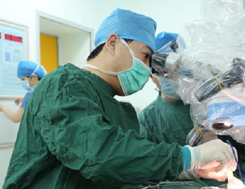 神经外科微创治疗手法演示,神经外科开颅微创手术