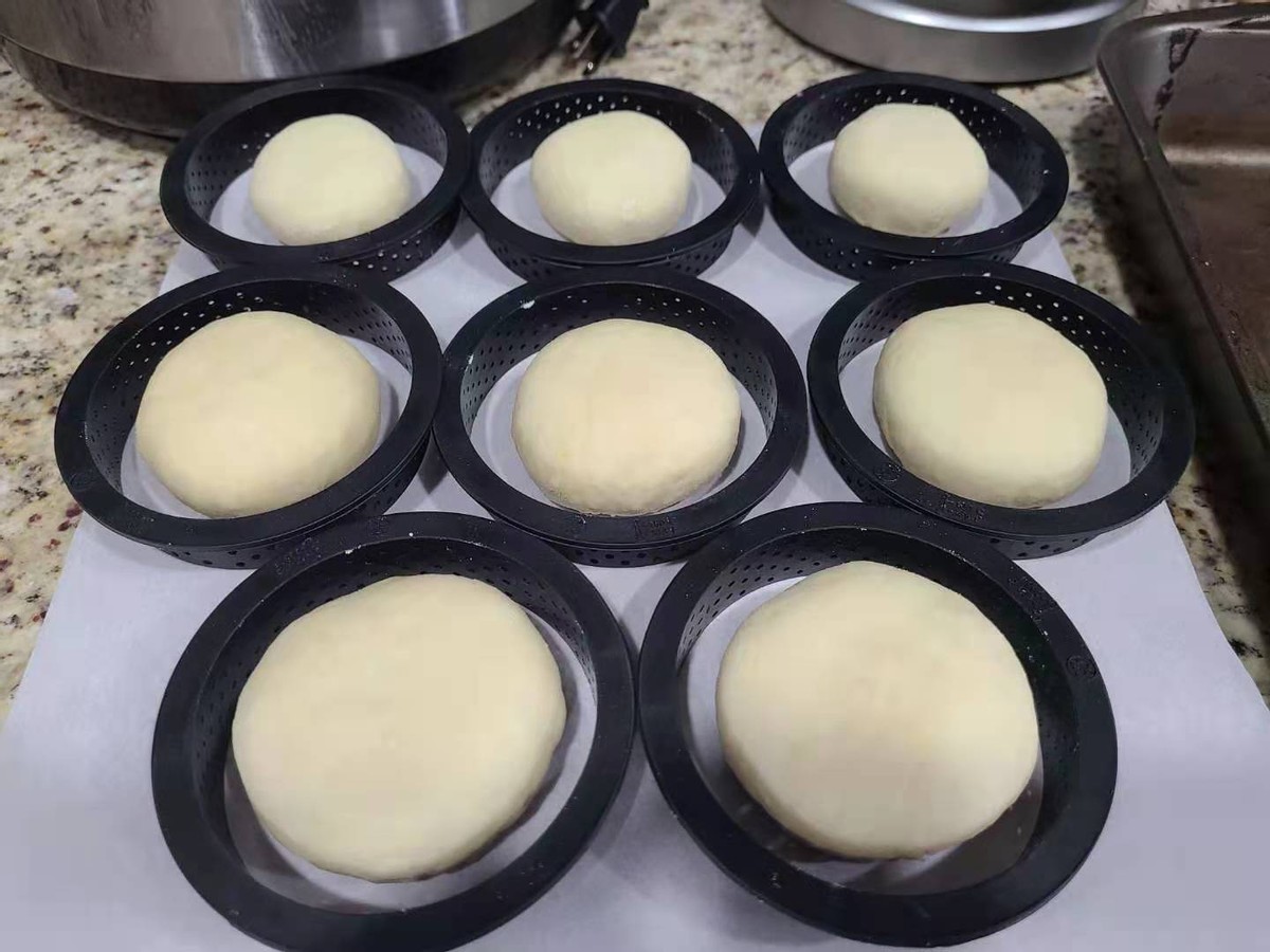 栗子豆沙奶黄椰香酥皮月饼,拉丝麻薯酥皮月饼的奶黄怎么做