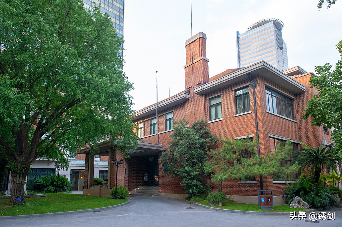 隐匿在上海闹市的豪宅,隐匿在市中心里的中式庭院