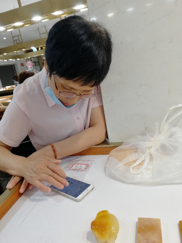 致敬每一位努力的人,致敬每一个为生活而努力奋斗的人