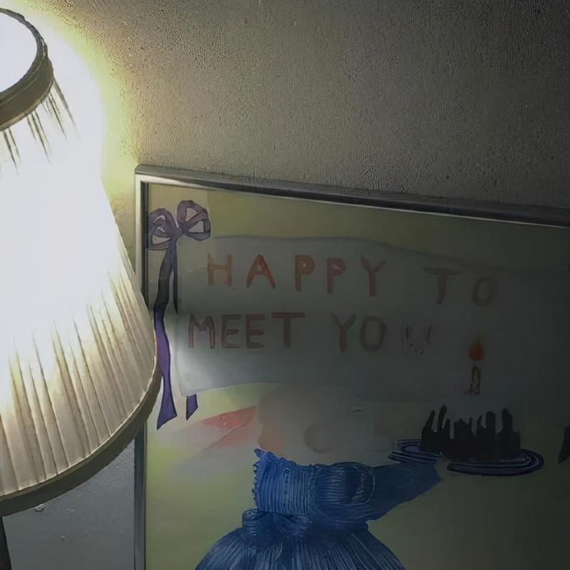 读《变身》：“我”变成了另一个人，这样活着，还不如死去