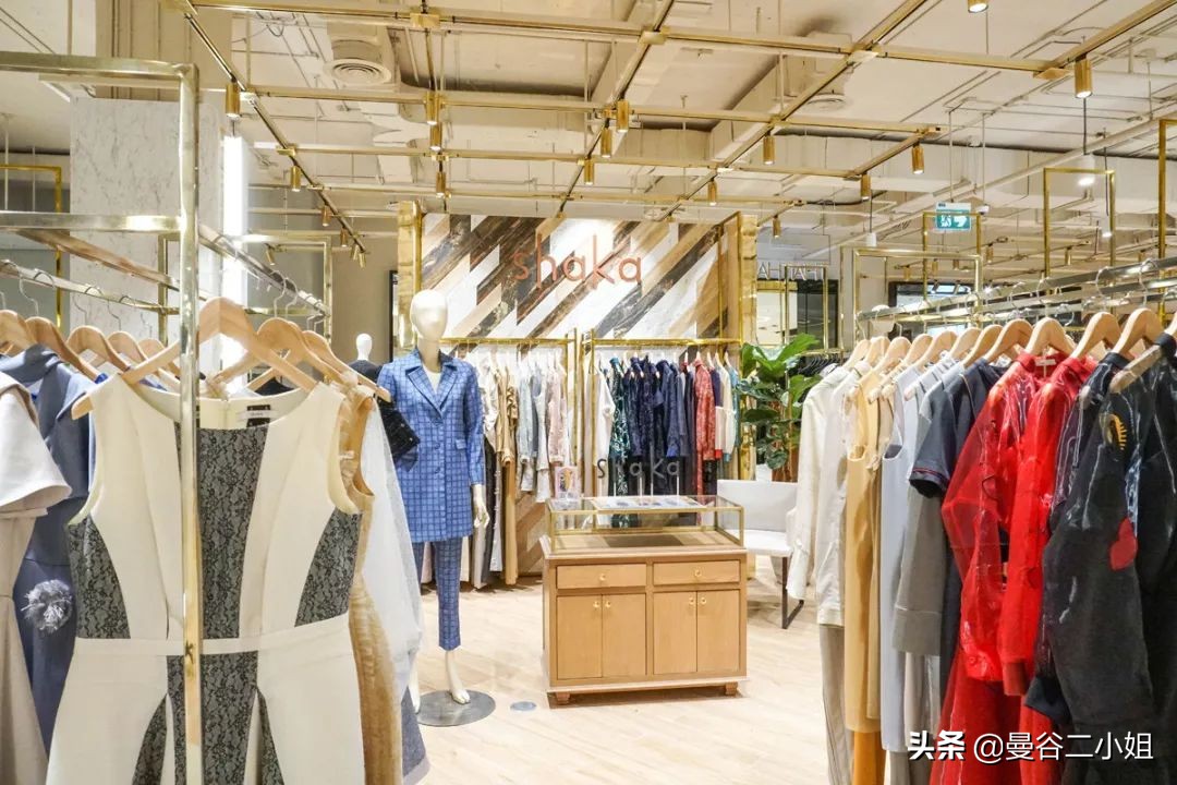 centralworld鍊煎緱涔扮殑涓滆タ,涓栫晫鍟嗗簵璐墿鎸囧崡