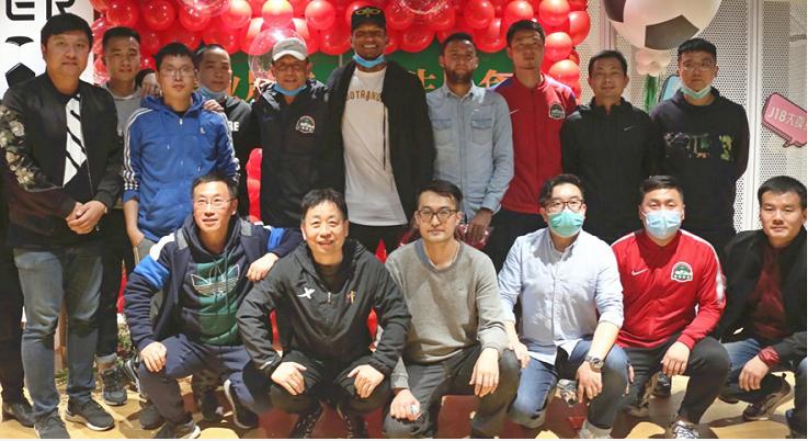 建业生日,建业俱乐部主帅王宝山