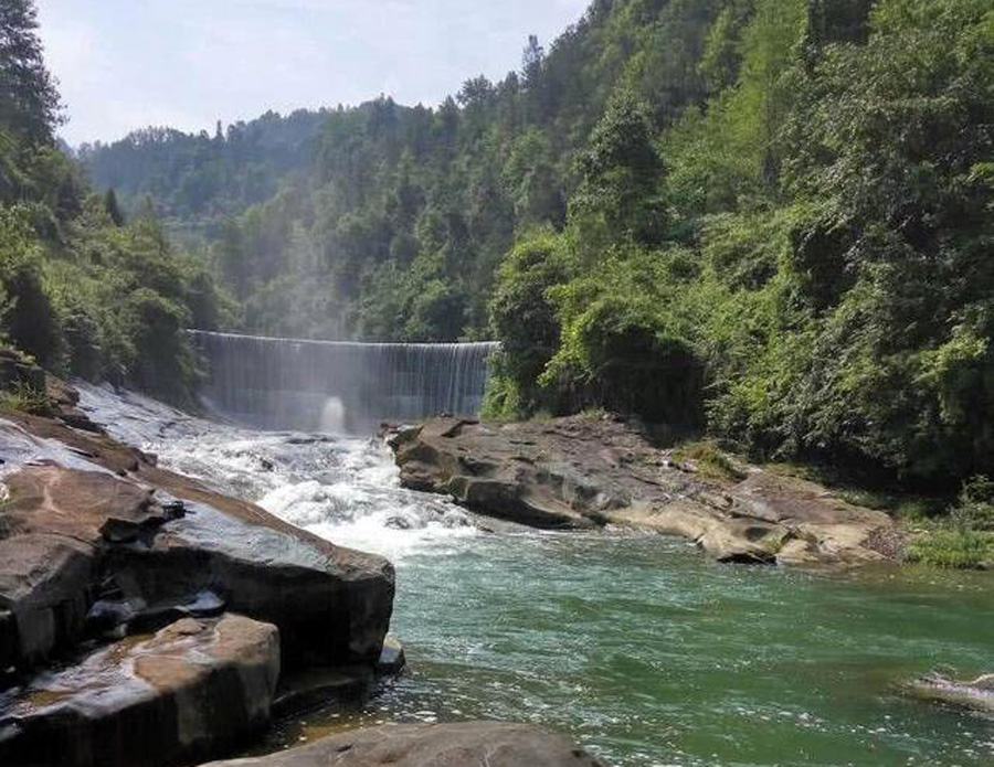 钓鱼遇到走水特别急怎么钓,在水流急的地方钓鱼怎么调漂