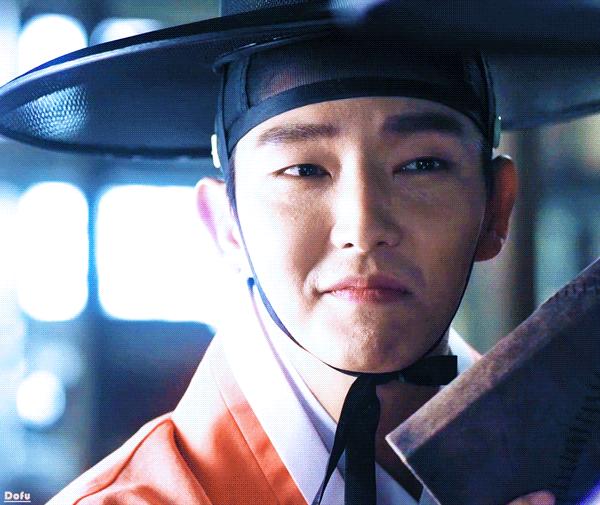 耳听爱情歌曲,耳听爱情铃声