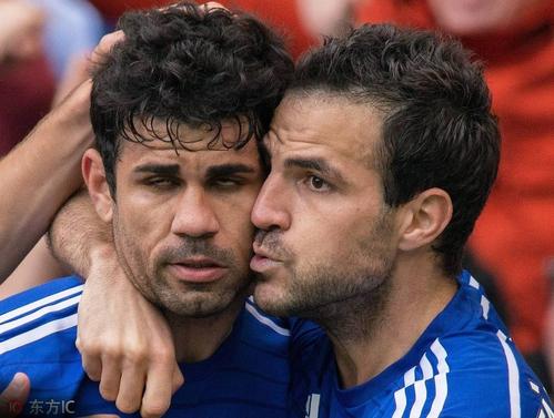 从队长到叛徒,16岁成名的他获得过无数的荣誉,却换不来一句原谅