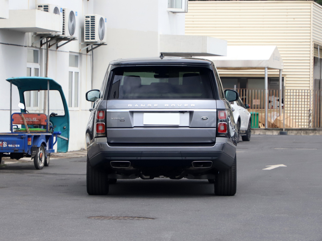 男人有钱必买的车,男人一定要买一台路虎揽胜