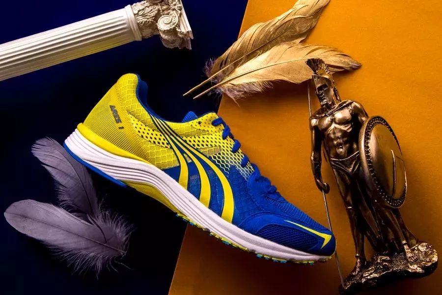 还记得第一双跑鞋吗,还记得第一双碳板跑鞋吗