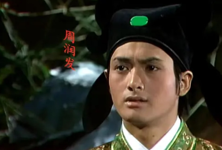 周润发的坎坷之路，曾事业爱情双双陷入低谷，吞食消毒液“自杀”