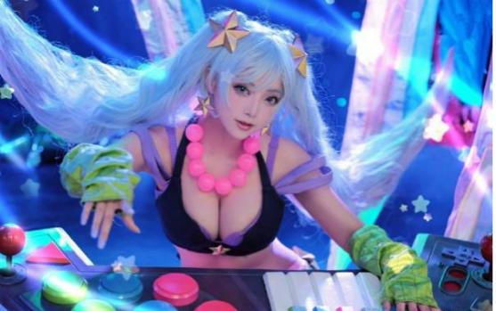 有很多动漫角色的moba游戏端游,国产moba端游有哪些游戏推荐