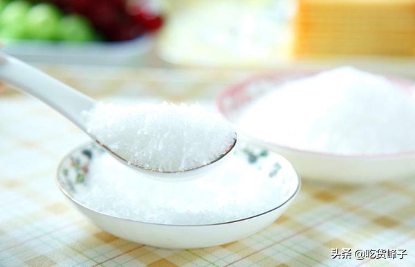 味精和鸡粉的成分,味精鸡精盐有啥区别