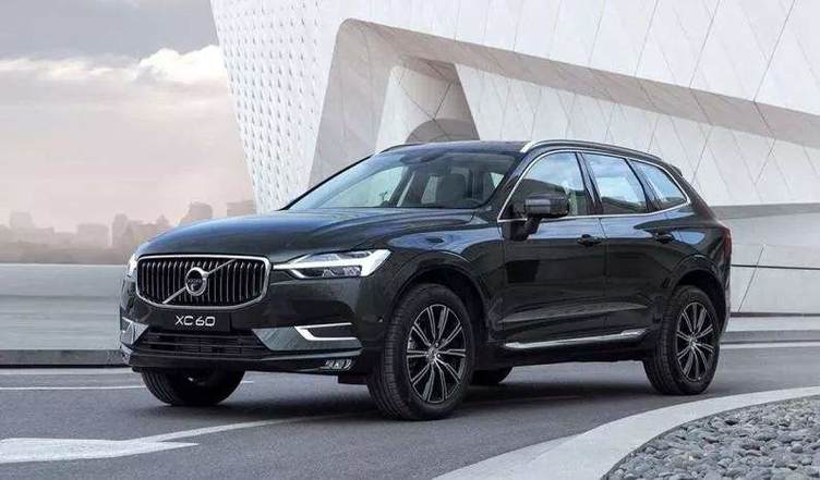 现代新胜达和沃尔沃xc60,大指挥官车身对比沃尔沃xc60