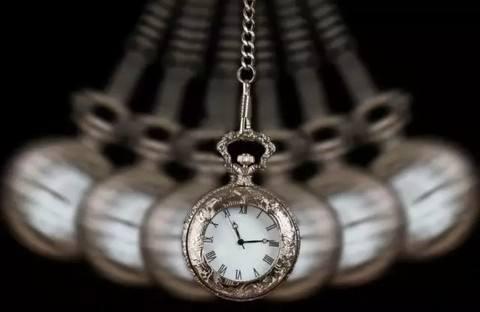 叔本华说大部分人都是平庸之辈,叔本华过早的成熟是平庸的