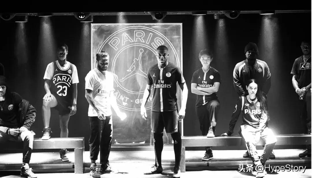 伦敦时装周惊艳全场，谁还敢说球衣不时髦？