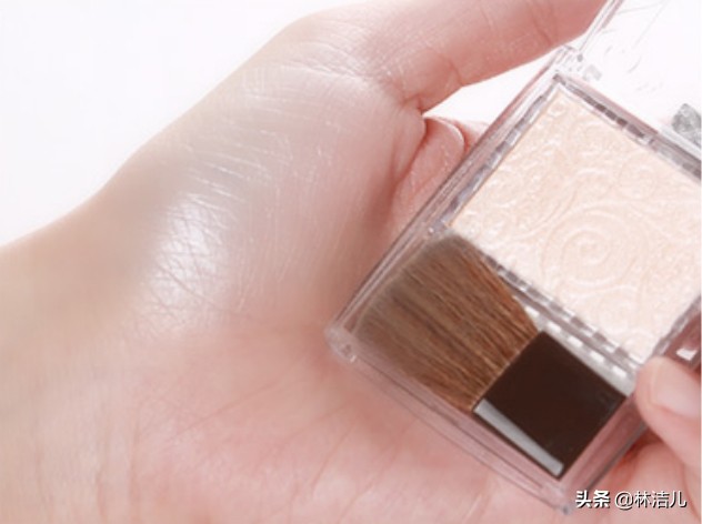 cosme大赏2021彩妆,别再乱花钱了以后钱越来越不好挣