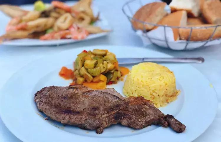 非洲的“后花园”在中国爆红，这个国家简直是“好色者”的天堂