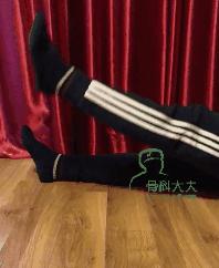 哪些动作可以缓解膝关节疼,膝关节康复的4个动作