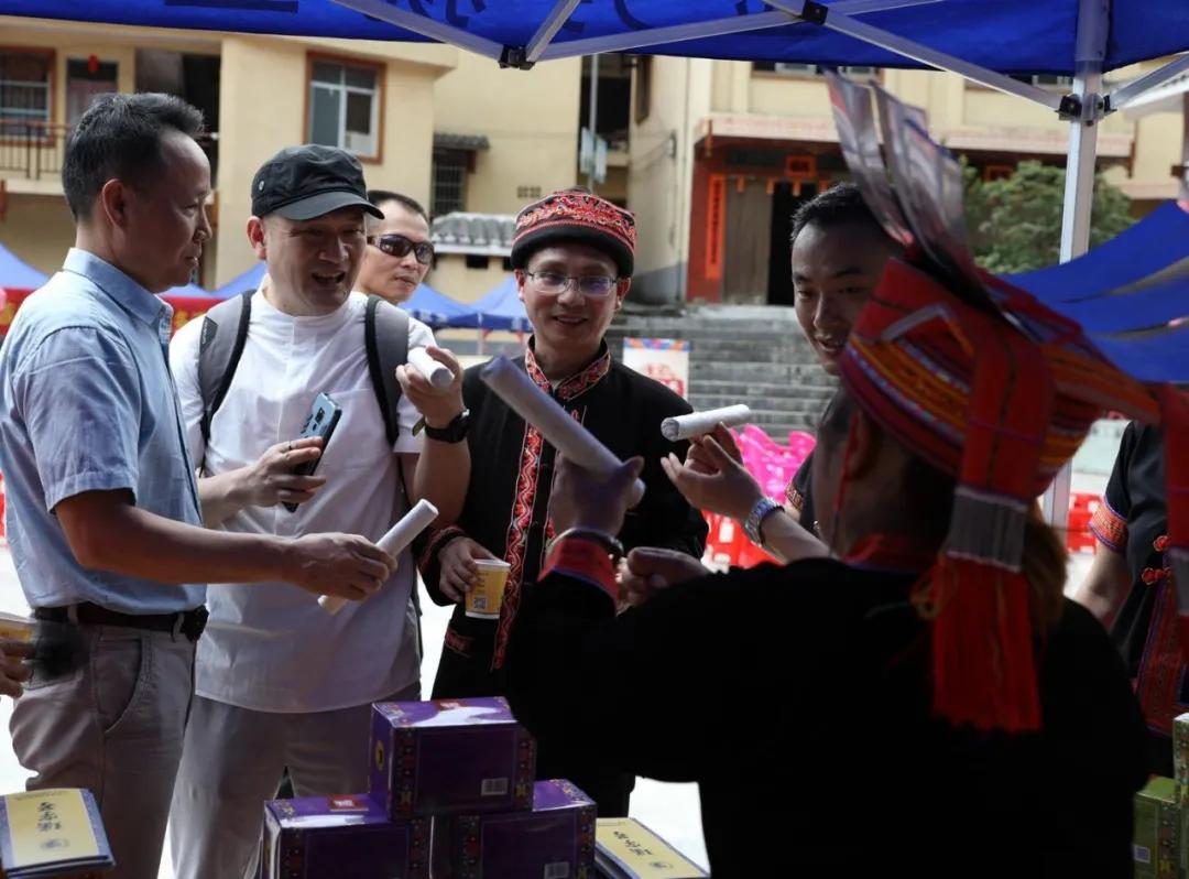 金秀瑶寨非遗集市,金秀瑶族特色文化展示