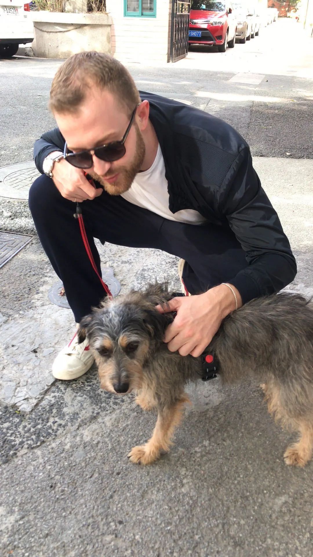 有才华的老师上课,有才华的老师在讲台讲课