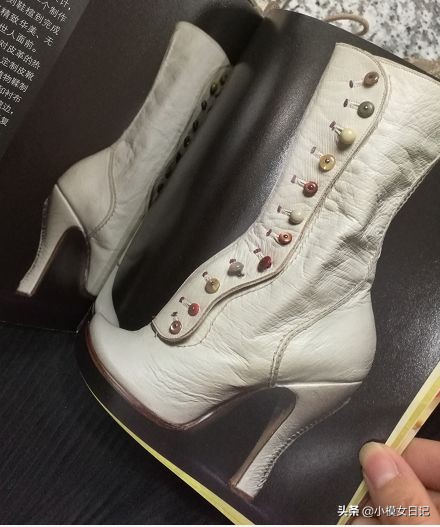 鞋子的故事视频,鞋子的故事