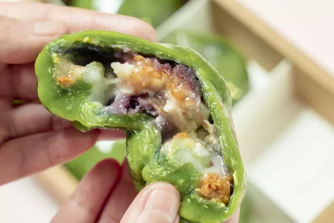 小龙虾酸菜鱼,麻辣小龙虾和酸菜鱼