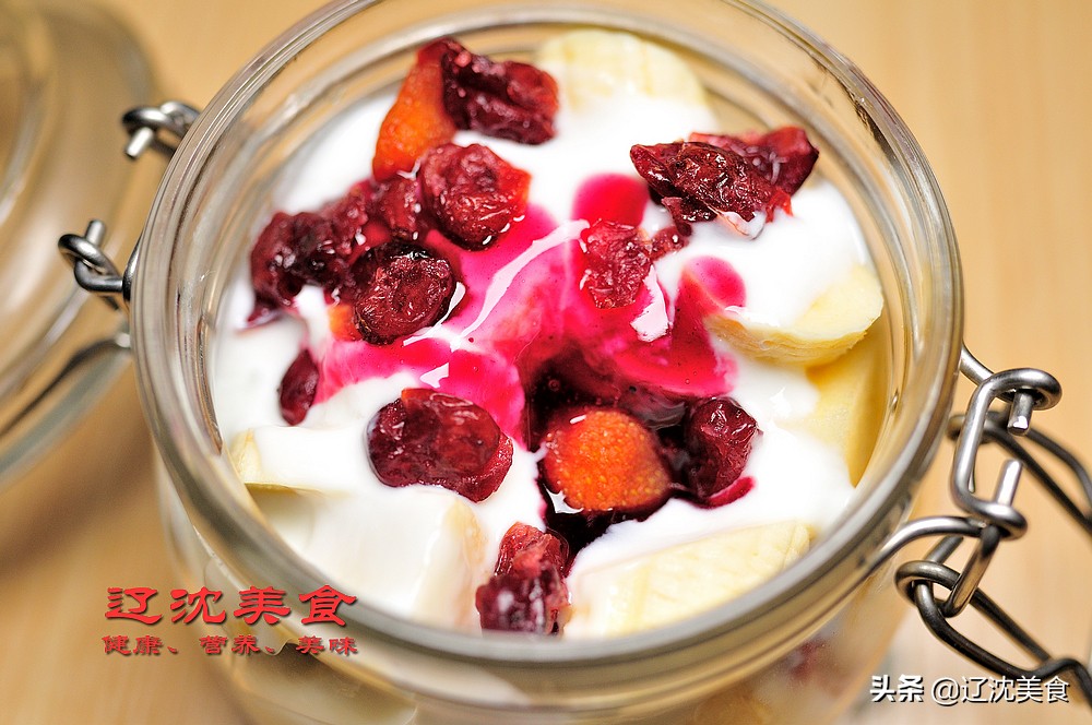 这间小屋出来一家美食公社,榴莲披萨和四川冒菜一起吃