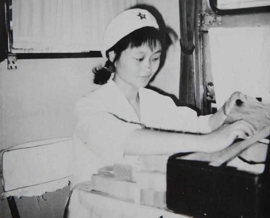 哇!他们的新制服正式亮相啦