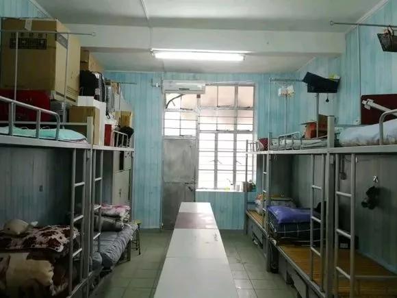 好的大学宿舍和差的大学的对比,大学宿舍差距大