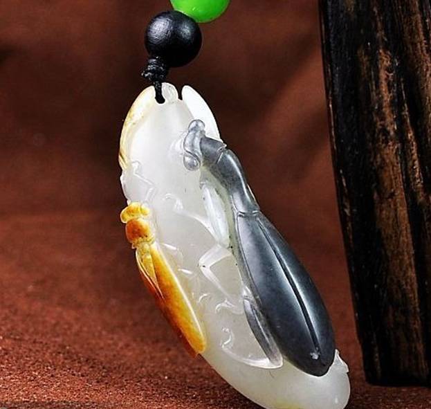 把玩和田玉和玻璃的区别,把玩和田玉生肖