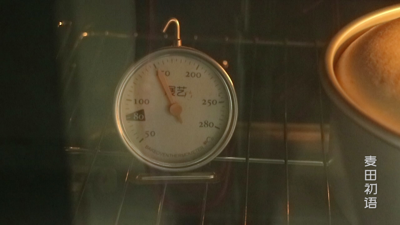 戚风蛋糕要怎么做才不会塌陷,做的戚风蛋糕底部总是凹进去