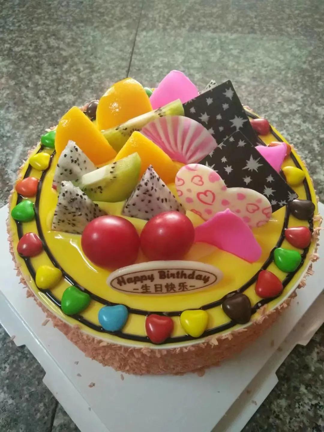 听说做蛋糕的利润挺不错，不知道是不是真的？