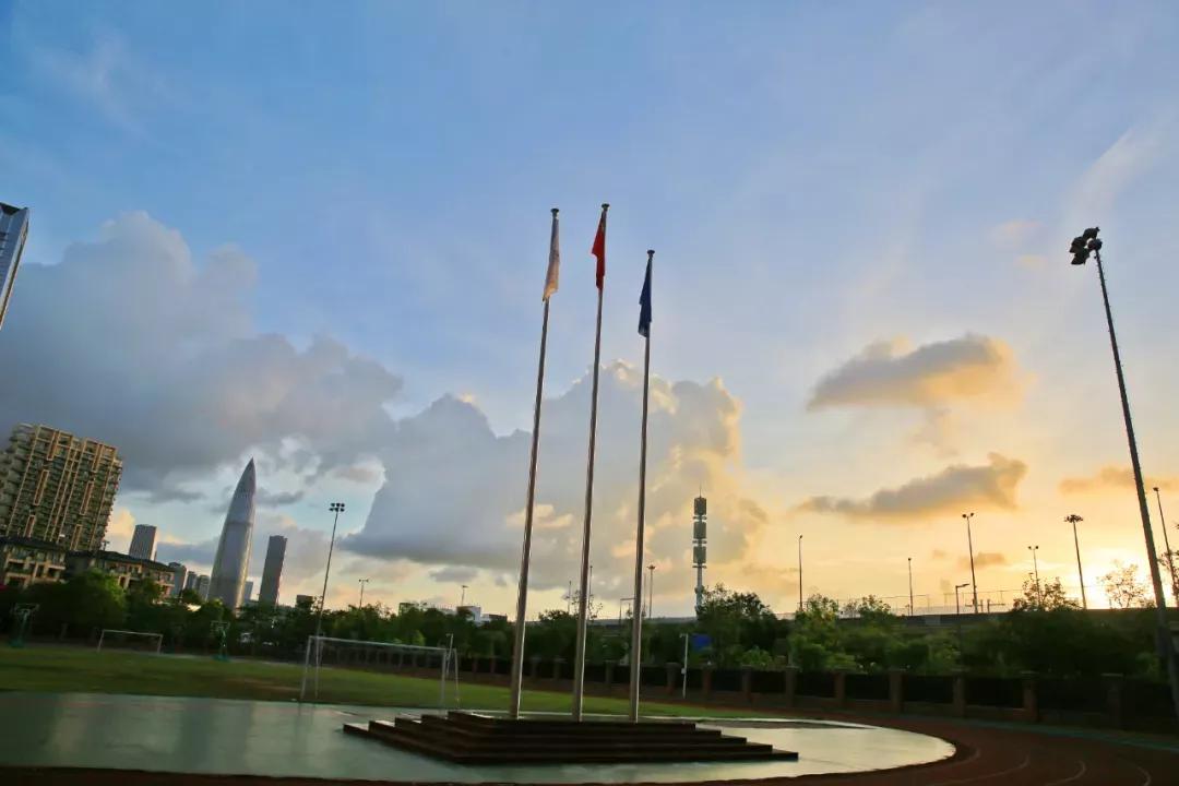 江苏南京外国语学校,南京外国语学校高二五班