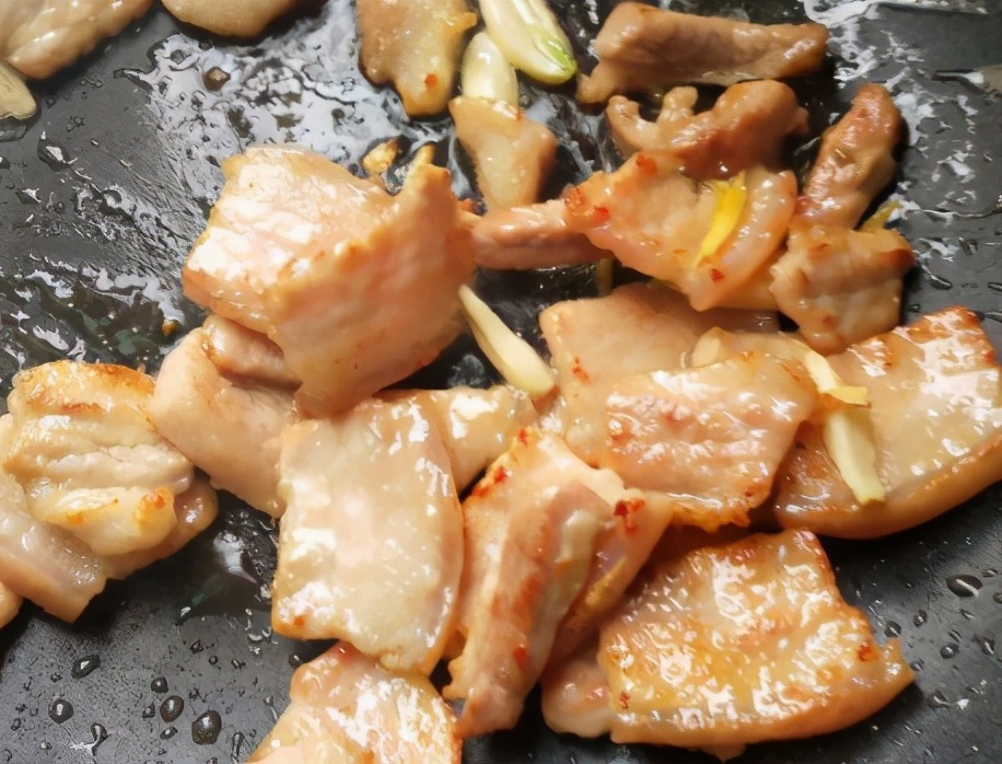 酸菜炖肉酸菜需要煮多长时间,酸菜炖肉太酸了