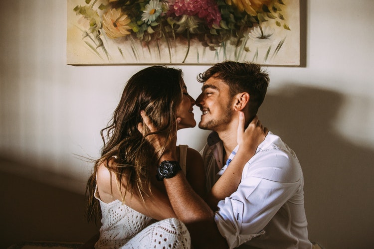 婚姻过不下去了有必要以死相逼吗,婚姻过不下去了该咋办