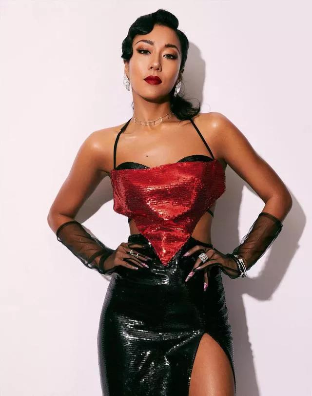 吓!前没胸后无臀叫好看?6位“胖”美人告诉你什么才是风华绝代