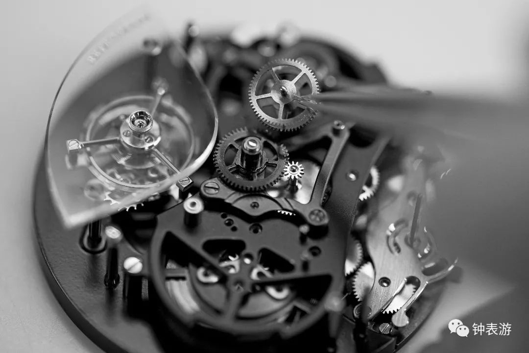 CHANEL香奈儿是专业制表吗?你拥有香奈儿J12吗?