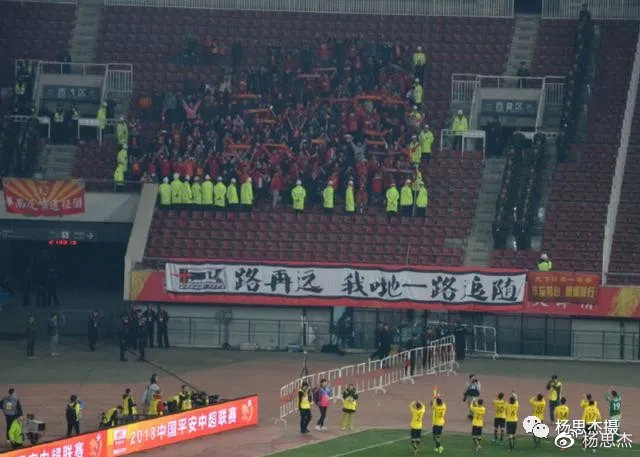 看足球教学,看足球的感悟